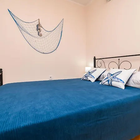 Apartments Makakada Trogir Exterior photo