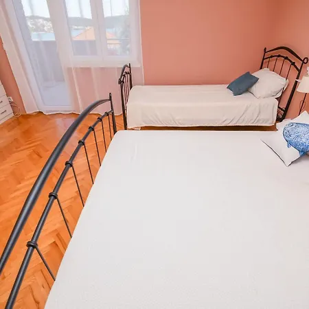 Apartments Makakada Trogir Exterior photo