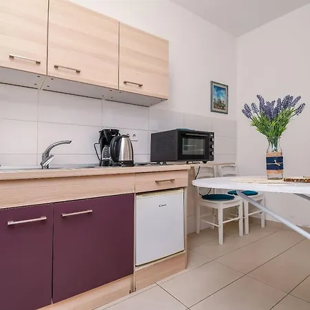 Apartments Makakada Trogir Exterior photo