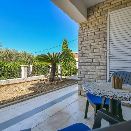 Apartments Makakada Trogir Exterior photo
