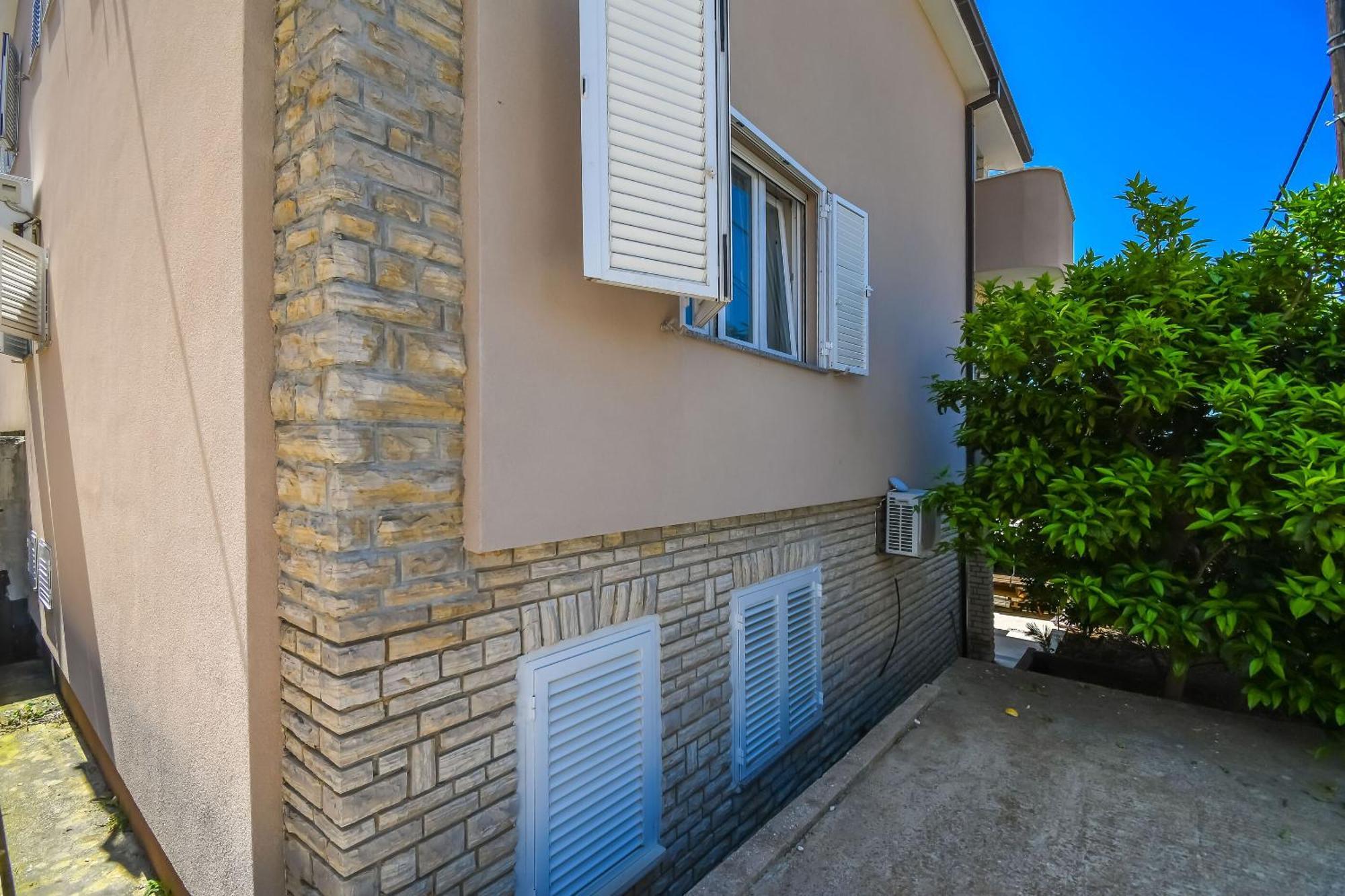 Apartment Makakada Trogir